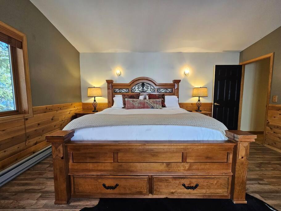Private And Updated Breck Home With Hot Tub Breckenridge Luaran gambar