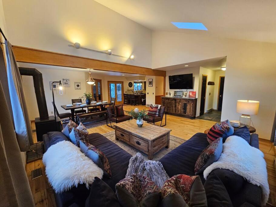Private And Updated Breck Home With Hot Tub Breckenridge Luaran gambar