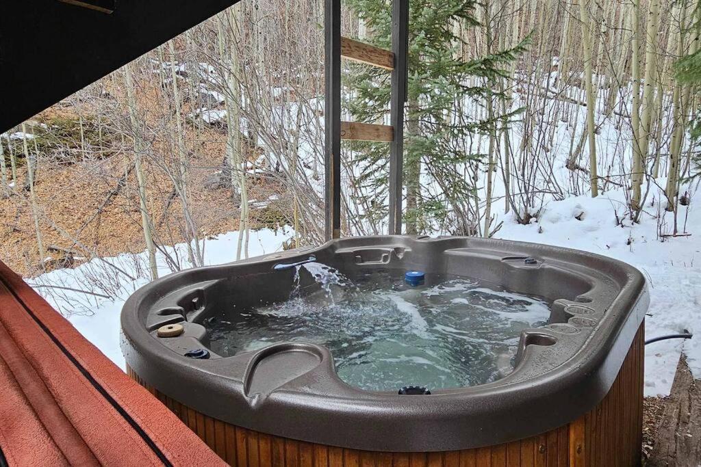 Private And Updated Breck Home With Hot Tub Breckenridge Luaran gambar