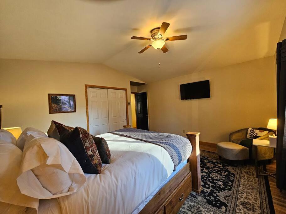 Private And Updated Breck Home With Hot Tub Breckenridge Luaran gambar